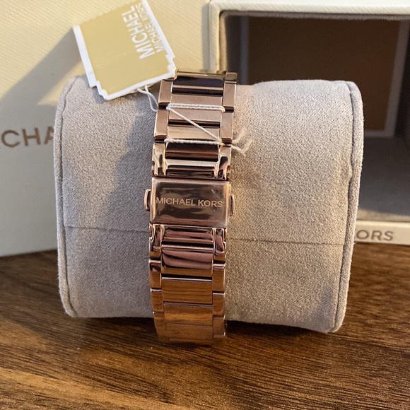 Women's Michael Kors Parker Chronograph Glitz Watch MK5491 - Picture 2 of 6